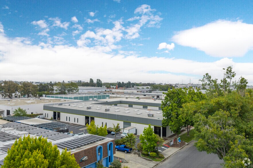 More Photos Of 23482 Foley St, Hayward Unknown For Lease