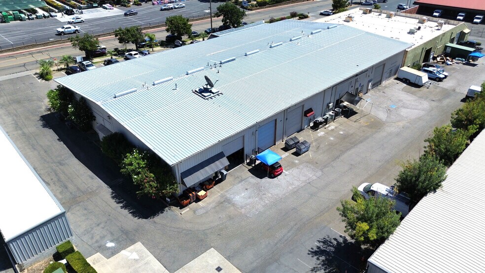 More Photos Of 381-389 Nevada St, Auburn Flex For Lease
