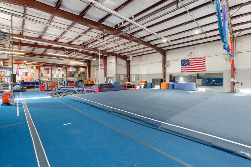 More Photos Of 7175 E 2nd St, Prescott Valley Warehouse For Sale