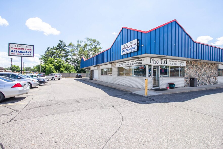 More Photos Of 30547-30701 Dequindre Rd, Madison Heights General Retail For Sale