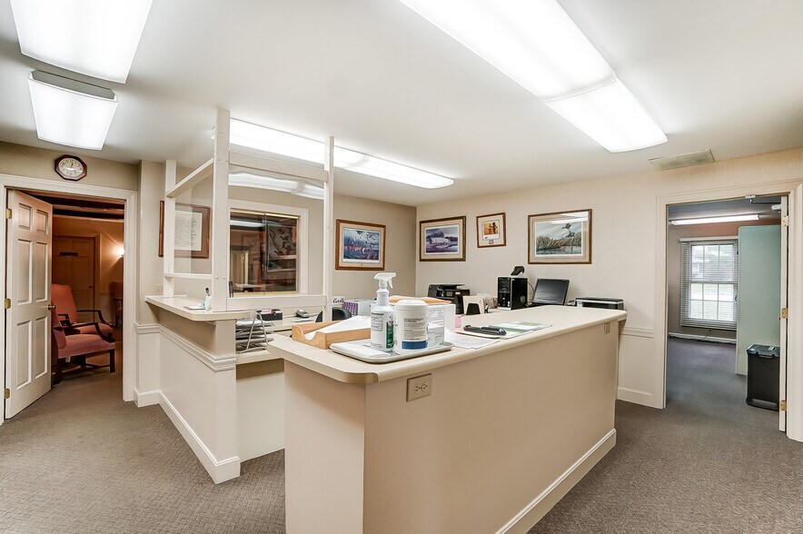 More Photos Of 1354 N Monroe Dr, Xenia Medical For Lease