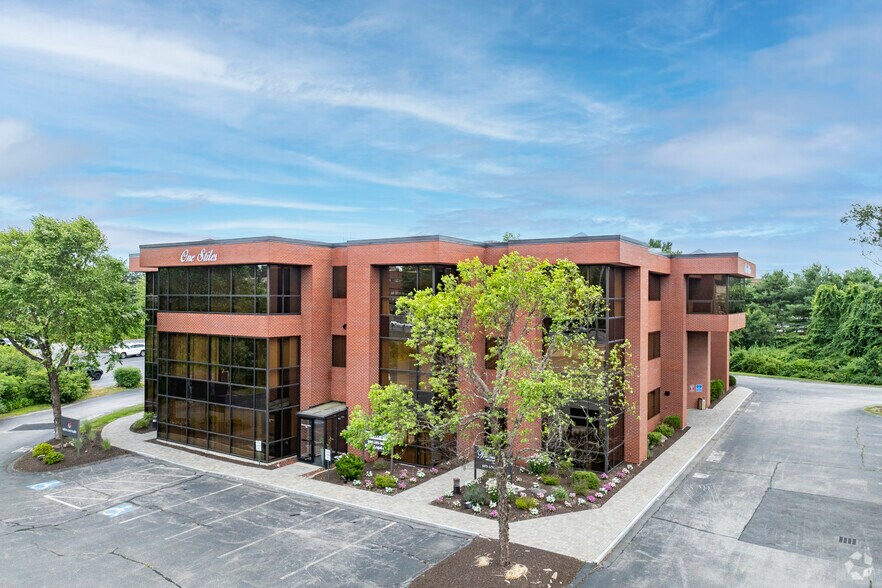Primary Photo Of 1 Stiles Rd, Salem Office For Sale