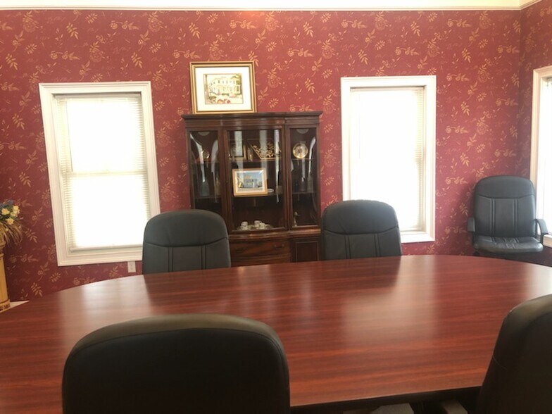 More Photos Of 26 S Maple Ave, Marlton Office For Lease