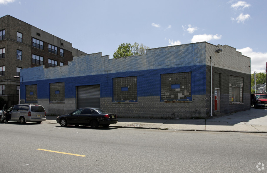 Primary Photo Of 352-360 Avon Ave, Newark Warehouse For Sale