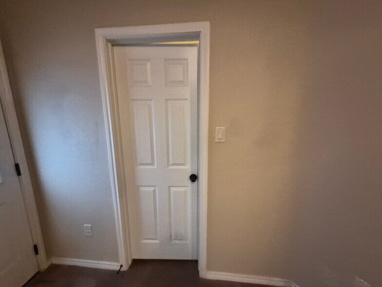 More Photos Of 698 Saengerhalle Rd, New Braunfels Apartments For Sale