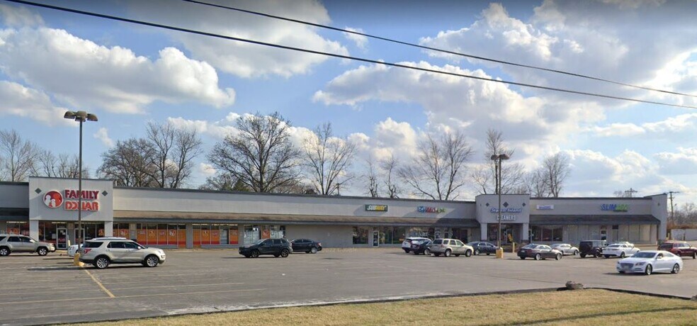 More Photos Of 2520-2800 N Highway 67, Florissant Unknown For Lease