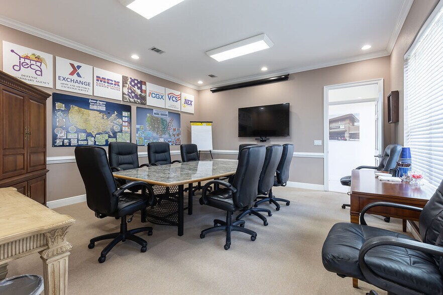 More Photos Of 1288 Country Club Rd, Gulf Breeze Office Residential For Sale