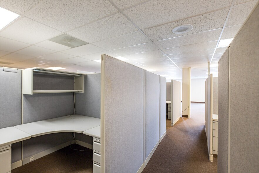 More Photos Of 707 N Scott Ave, Wichita Falls Office Residential For Lease