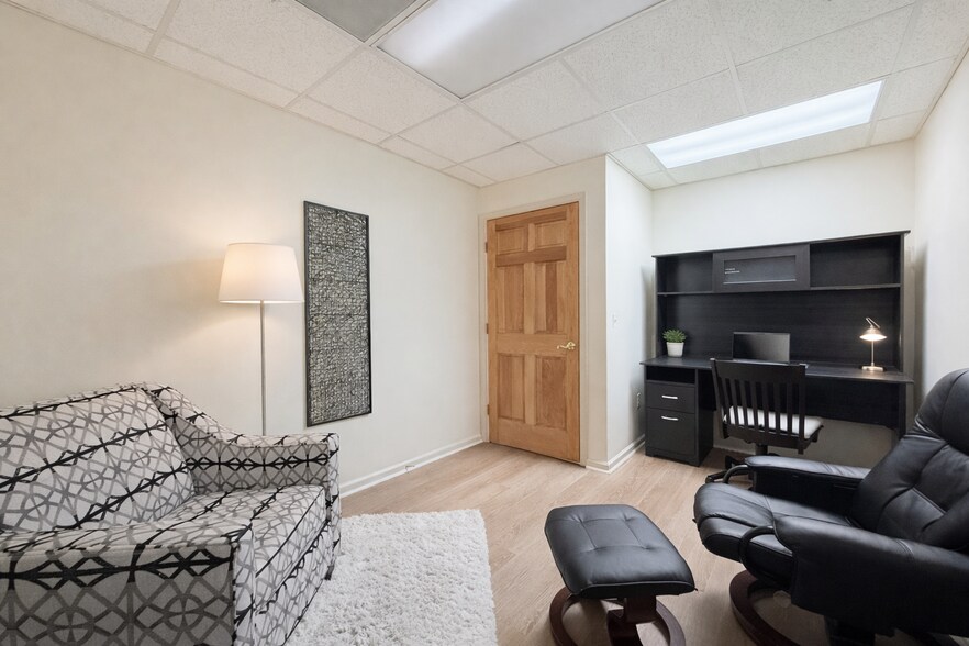 More Photos Of 7 Auer Ct, East Brunswick Office For Lease