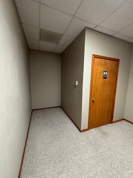 More Photos Of 1510 Santa Fe Dr, Weatherford Medical For Lease