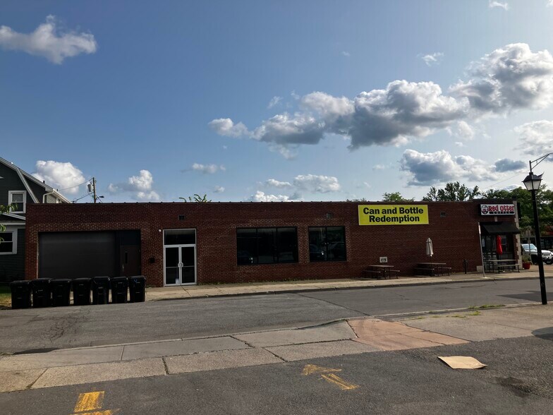 Primary Photo Of 3147 Delaware Ave, Kenmore Freestanding For Lease