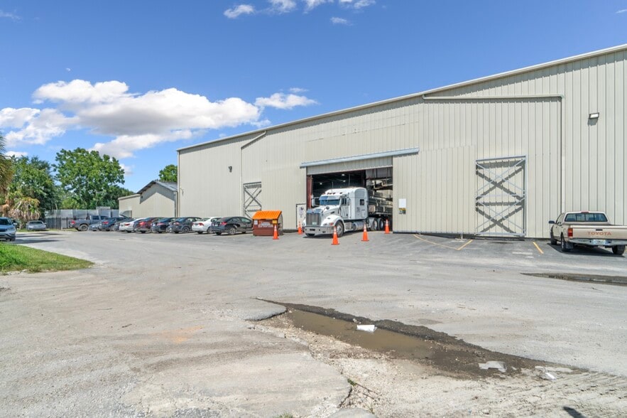 More Photos Of 1120 N Magnolia Ave, Ocala Warehouse For Lease