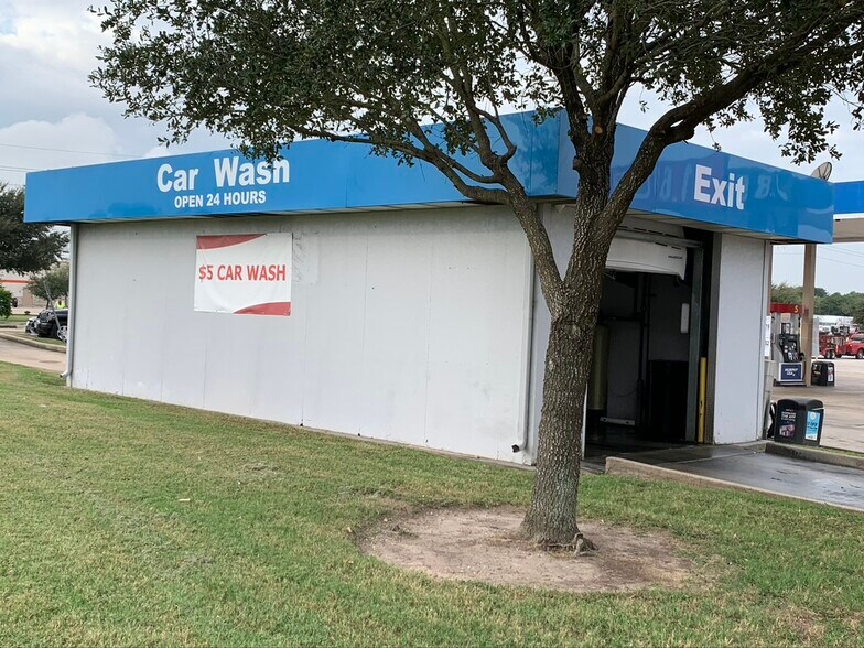 More Photos Of 3454 Texas 6 S, Houston Carwash For Sale
