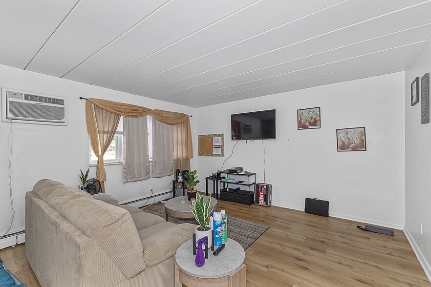 More Photos Of 9481 Reading Rd, Cincinnati Apartments For Sale