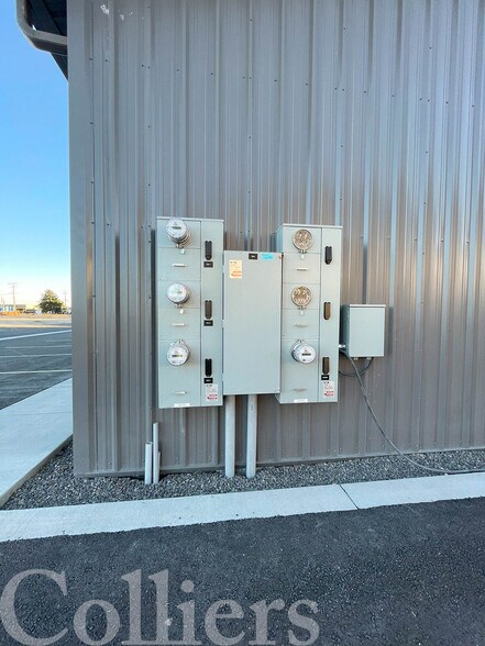 More Photos Of 2639 Kimberly, Twin Falls Flex For Lease