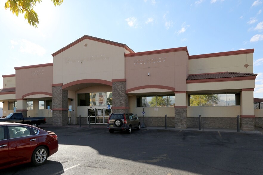 More Photos Of 5201 Central Ave NE, Albuquerque Drugstore For Lease