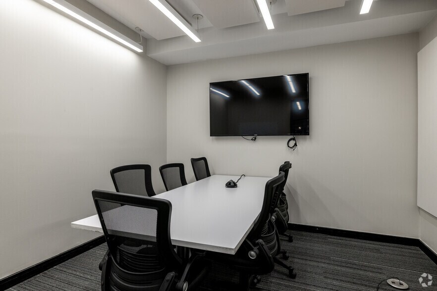 More Photos Of 15 W 38th St, New York Coworking Space