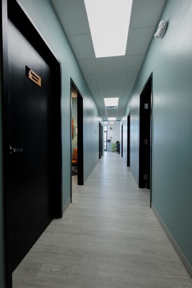 More Photos Of 101 Grant Pl, Lowell Medical For Lease