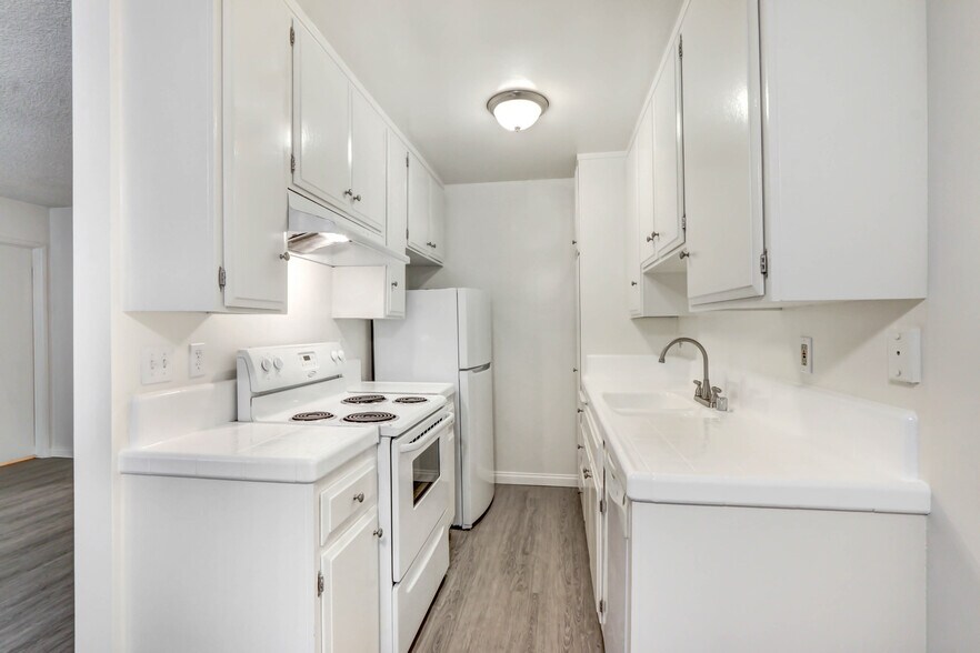 More Photos Of 824 Maple St, Santa Monica Apartments For Sale