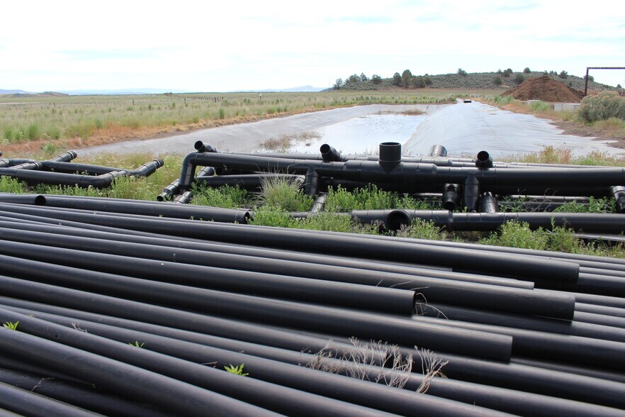 More Photos Of 24221 US-97 Hwy, Klamath Falls Contractor Storage Yard For Sale