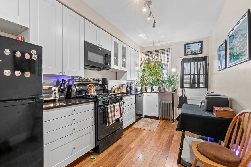 More Photos Of 211 E 33rd St, Baltimore Multifamily For Sale