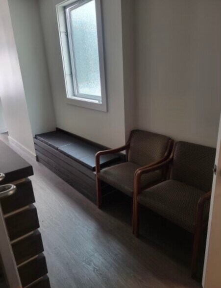 More Photos Of 4596 Mission St, San Francisco Storefront Retail Office For Sale
