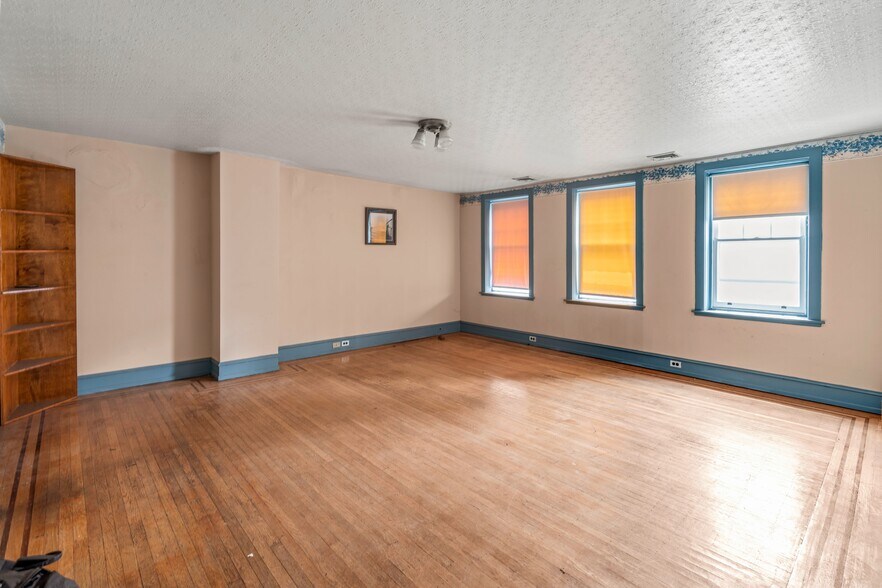 More Photos Of 2007-2011 Walnut St, Philadelphia Apartments For Sale