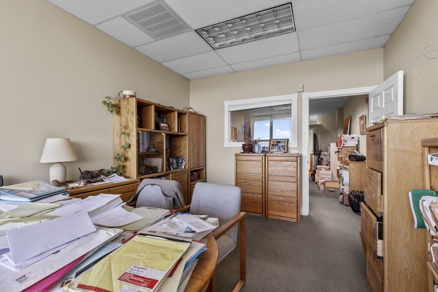 More Photos Of 13620 Lincoln Way, Auburn Office For Sale
