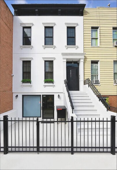 Primary Photo Of 989 Halsey St, Brooklyn Apartments For Sale