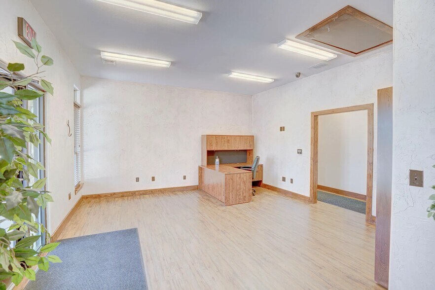 More Photos Of 3209 Fort Worth Dr, Denton Medical For Lease