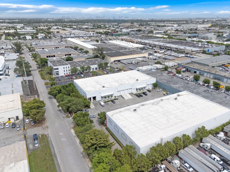 More Photos Of 7900-7930 NW 71st St, Miami Warehouse For Lease