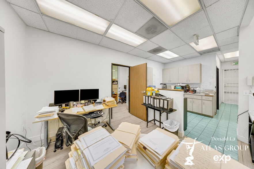 More Photos Of 223-229 E Valley Blvd, Alhambra Storefront For Sale