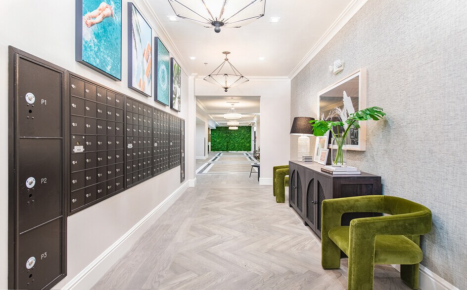 More Photos Of 425 E Central Blvd, Orlando Apartments For Lease