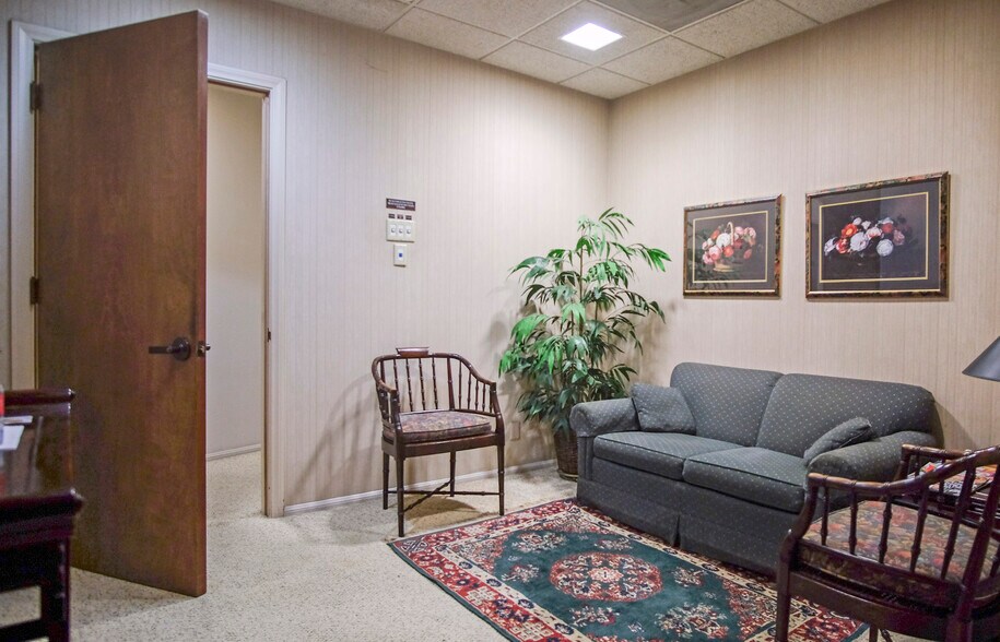 More Photos Of 504 W Pueblo St, Santa Barbara Medical For Lease