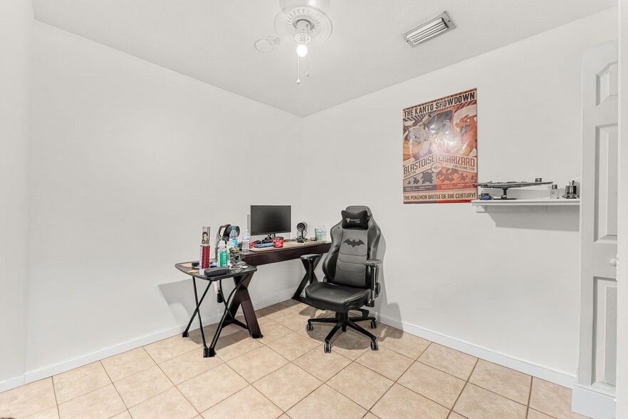 More Photos Of 1592 Jimmy Buffet Mem Hwy, Satellite Beach Office Residential For Sale