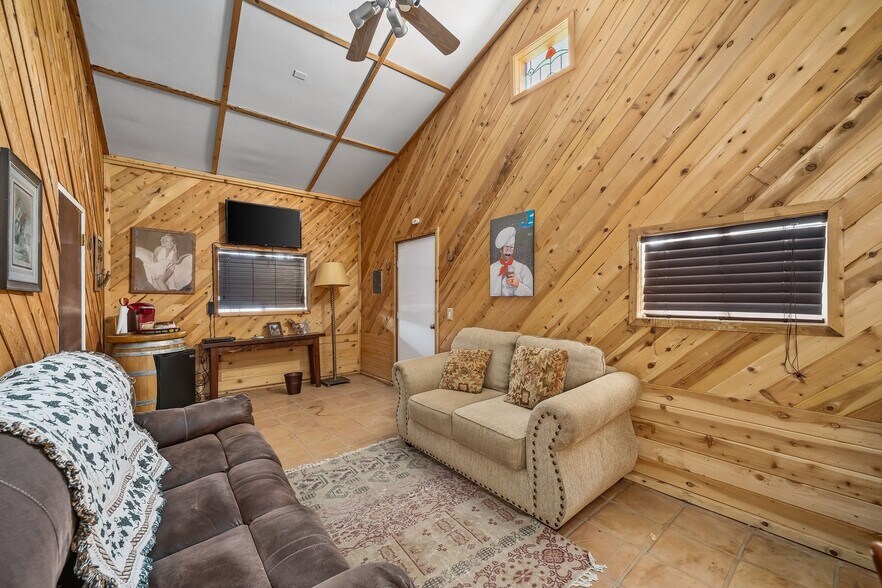 More Photos Of 535 Calf Canyon Hwy, Creston Winery Vineyard For Sale