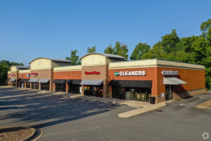 More Photos Of 3725 Sixes Rd, Canton Storefront For Lease