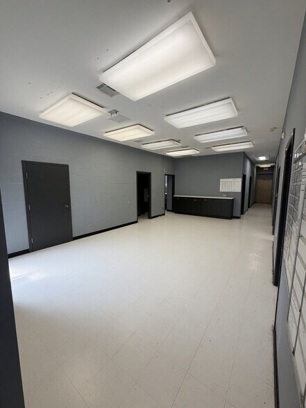 More Photos Of 5860 Westward St, Houston Freestanding For Sale