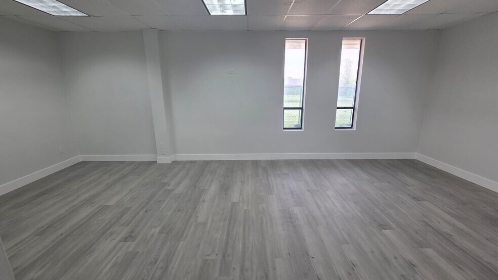 More Photos Of 7100 W Commercial Blvd, Lauderhill Unknown For Lease