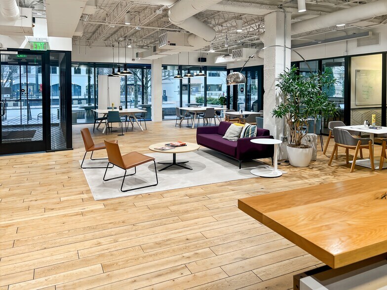 More Photos Of 1372 Peachtree St NE, Atlanta Coworking Space