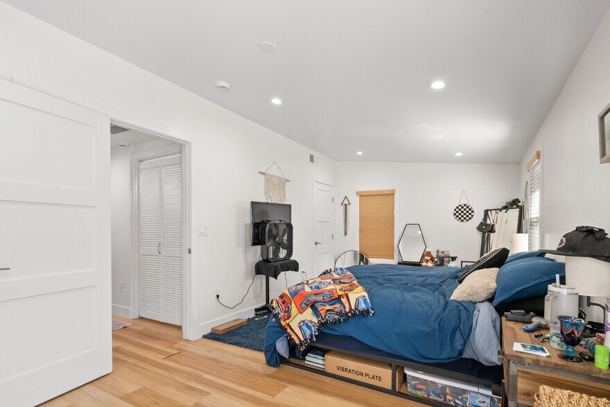 More Photos Of 420 Capitola Road Ext, Santa Cruz Apartments For Sale