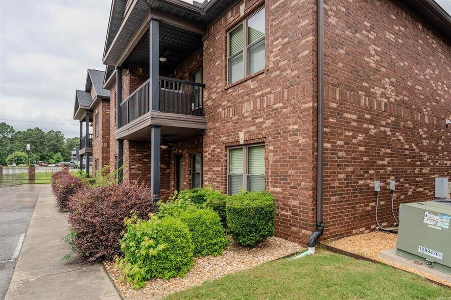 More Photos Of 1930 N Reynolds Rd, Bryant Apartments For Sale