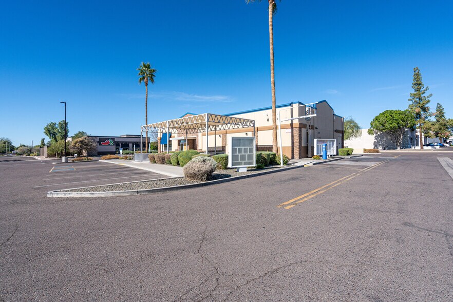 More Photos Of 10225 N 28th Dr, Phoenix Fast Food For Sale