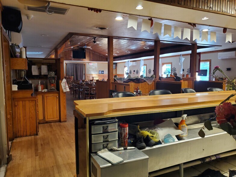 More Photos Of 4350 US Highway 322, Jamestown Restaurant For Sale
