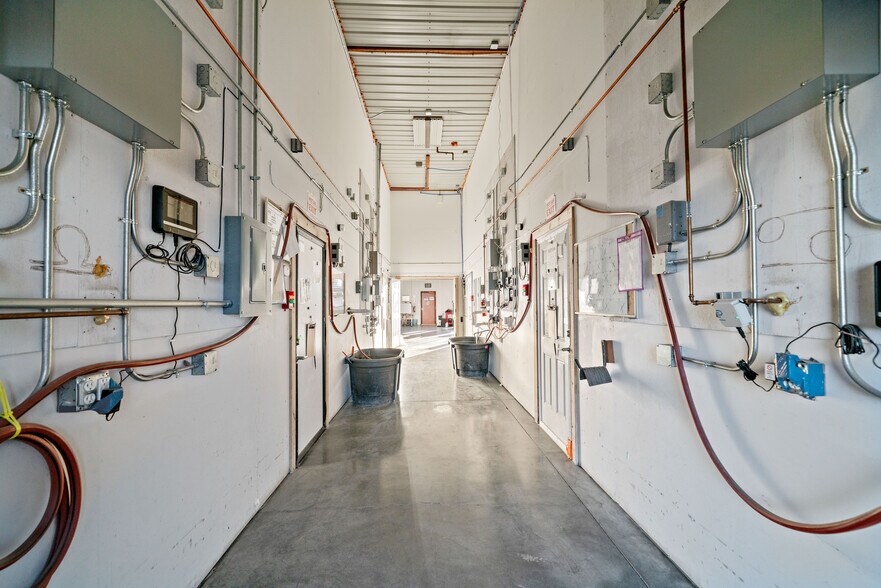 More Photos Of 7795 Thorpe Rd, Bozeman Industrial For Sale