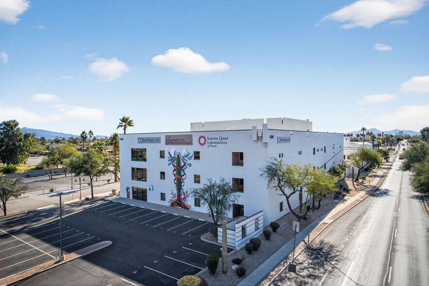 More Photos Of 630 N Alvernon Way, Tucson Medical For Lease