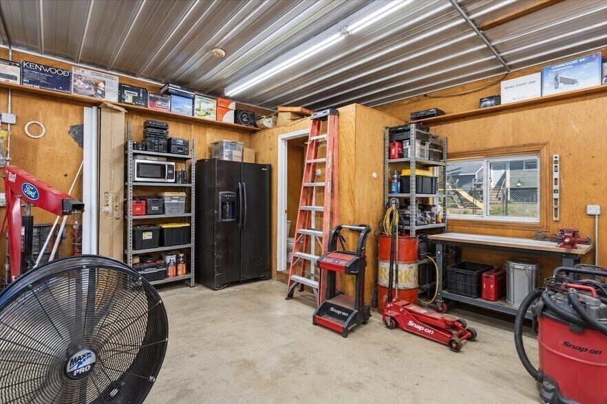 More Photos Of 57 Elm St, Salisbury Industrial For Sale