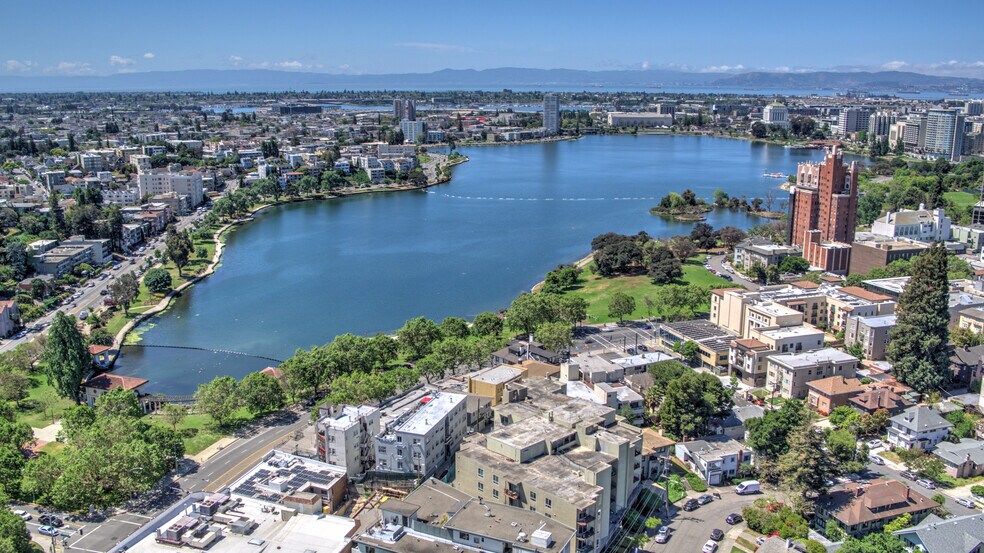 More Photos Of 570 Grand Ave, Oakland Apartments For Sale