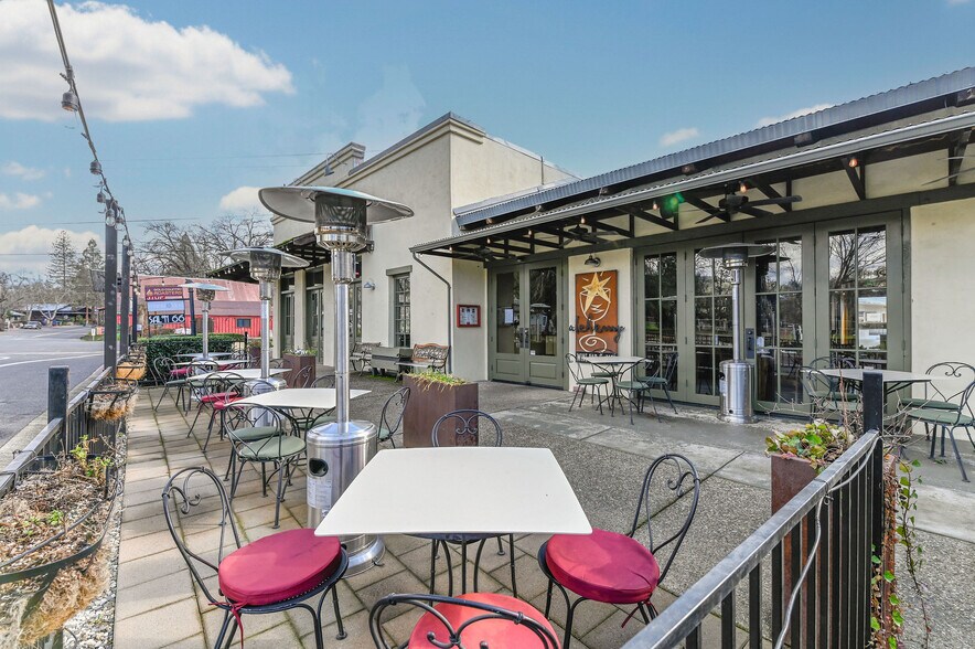 More Photos Of 191 Main St, Murphys General Retail For Sale