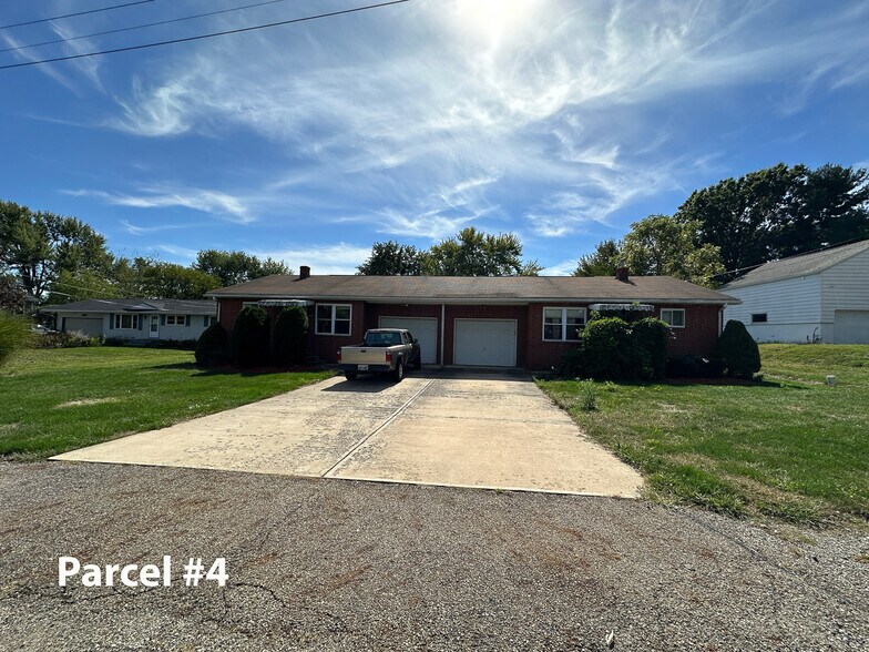 More Photos Of 1543 Clearbrook Rd NW, Massillon Apartments For Sale